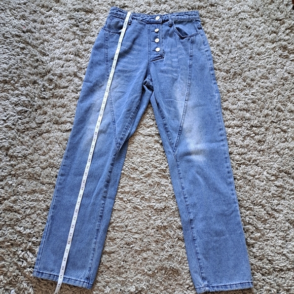 Misslook | Blue button up fly straight leg women's jean with styled fade - Picture 10 of 10